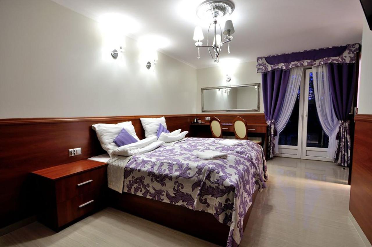 Api IV Zakopane Bed & Breakfast Ngoại thất bức ảnh